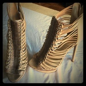 Brian Atwood Caged Pump