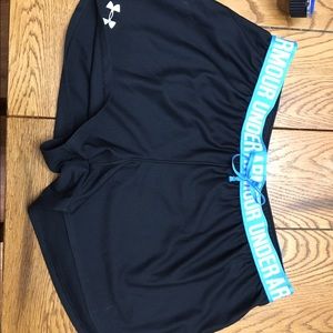 Women's UA medium shorts NWT