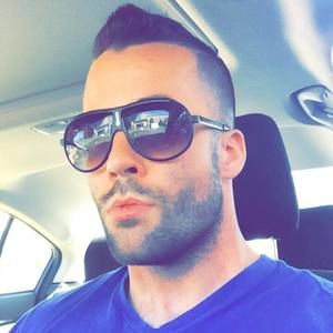 Meet your Posher, Travis