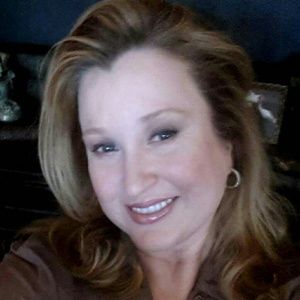 Meet your Posher, Cynthia