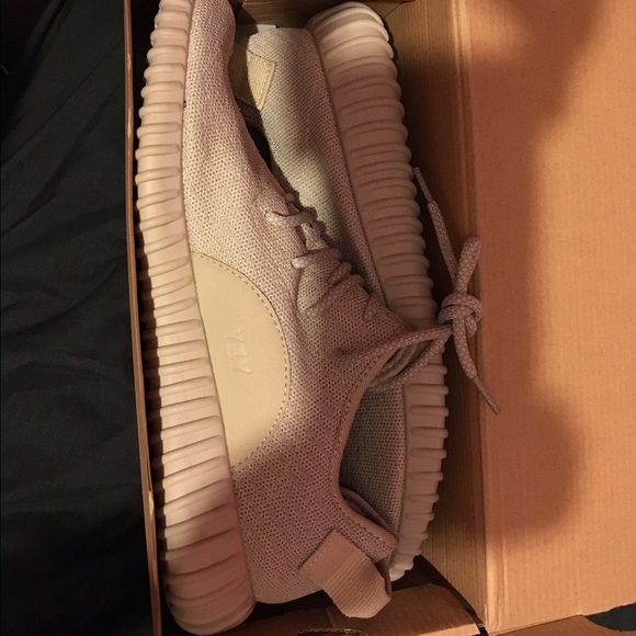RELIST OF YEEZY BOOST 350