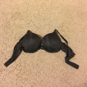 Gray Victoria's Secret T/shirt bra