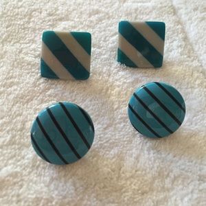 That's So 80-90's Earrings (2 Pairs)