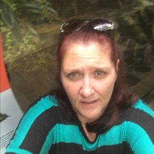 Meet your Posher, Pam
