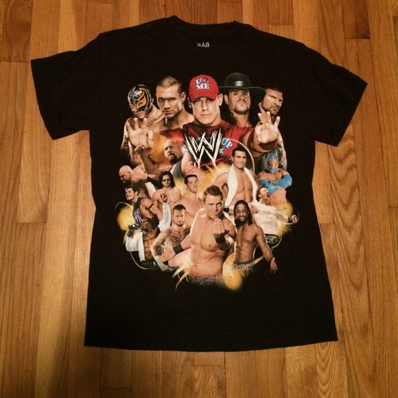 WWE SMACKDOWN TSHIRT!