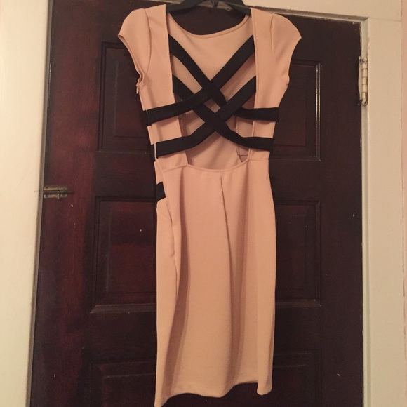 Tan and black dress - Picture 2 of 2