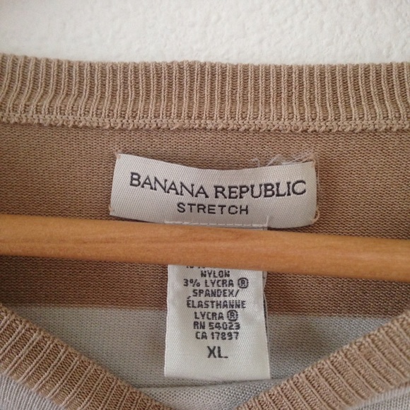 Sweater - Picture 4 of 4