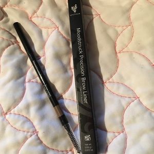 Younique Brow Liner "light"