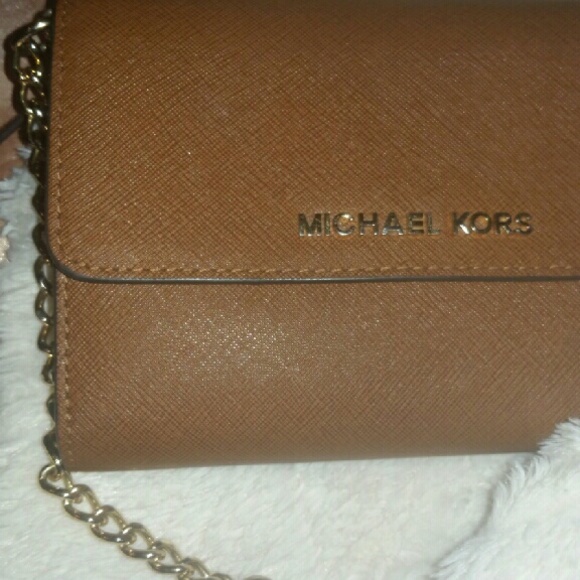 MK Purse Christmas gift but never used - Picture 3 of 3