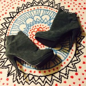 FOREVER 21 Ankle Boots