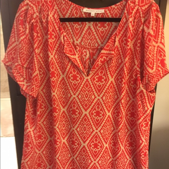 Daniel Rainn orange and white blouse top