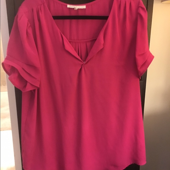 Daniel Rainn pink split neck top xl