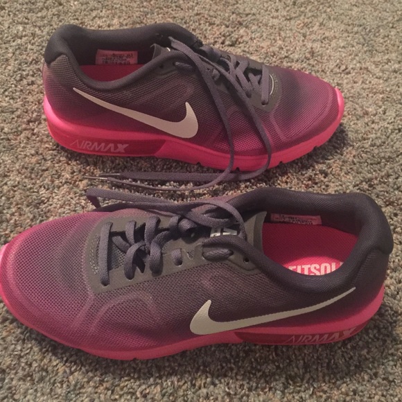 Nike air max sequent