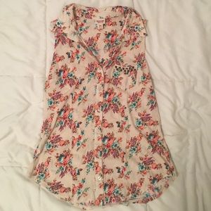 Women's front button tank