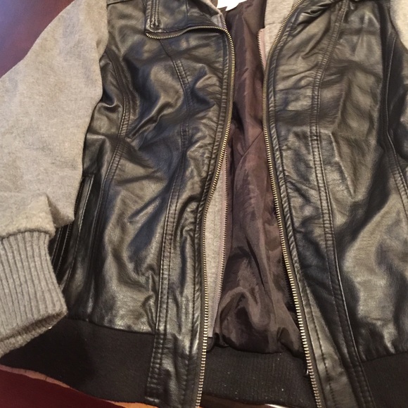 Jacket - Picture 3 of 3