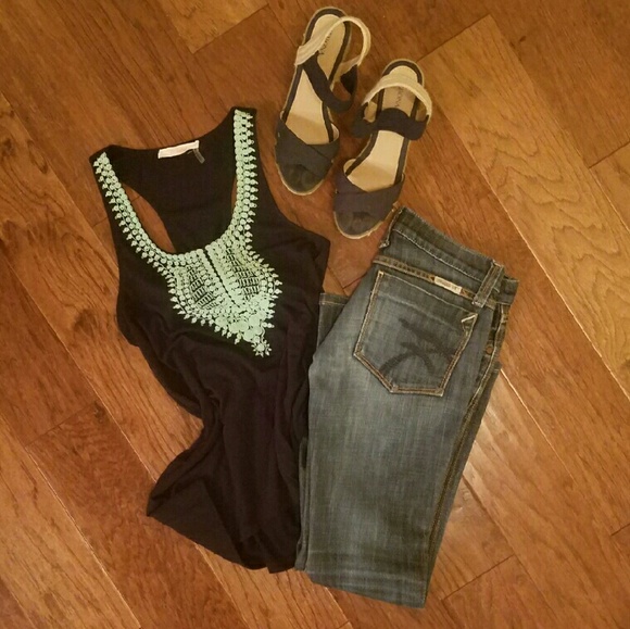 FRANKIE B Medium Wash Low Rise Skinny Jeans