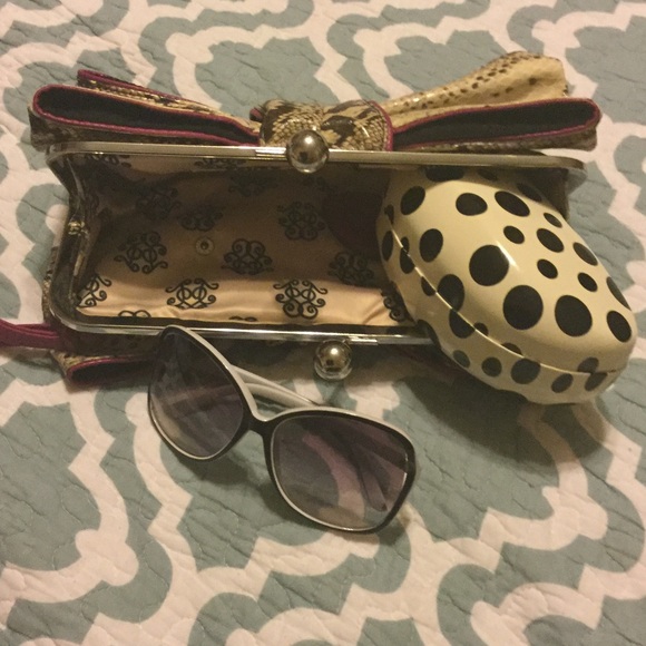 Clutch bag