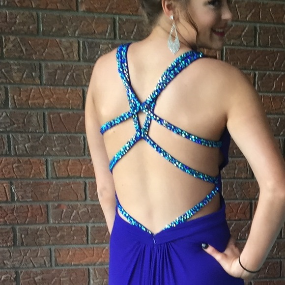 Prom dress size 3-4 - Picture 2 of 2