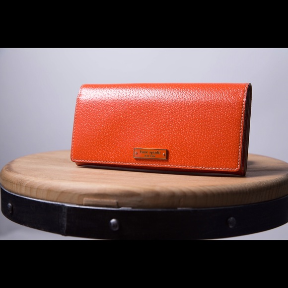 kate spade Handbags - Kate Spade Wellesley Wallet kate spade Handbags - Kate Spade Wellesley Wallet