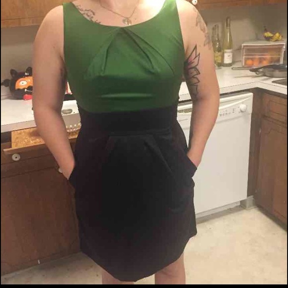 Women's green and black dress size 11