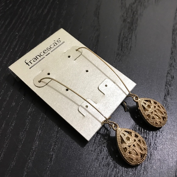 Earrings Francesca's