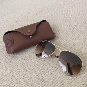 Ray-ban aviator sunglasses in light brown gradient