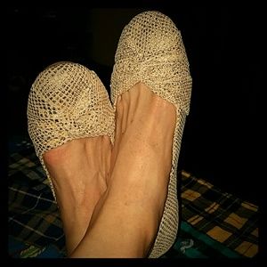 Born Lilly Round Toe Flats