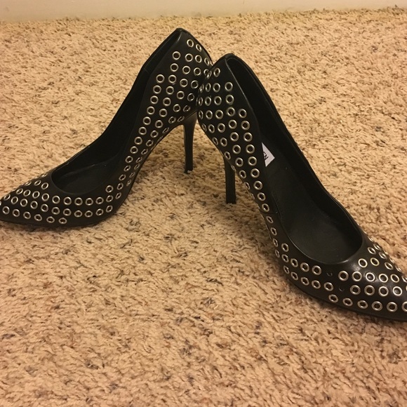 Steve Madden - Picture 2 of 4