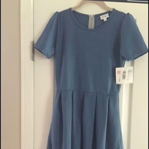 Lularoe Amelia dress size small