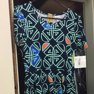 LuLaRoe NWT M Amelia in tribal print