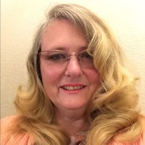 Meet your Posher, Laurie