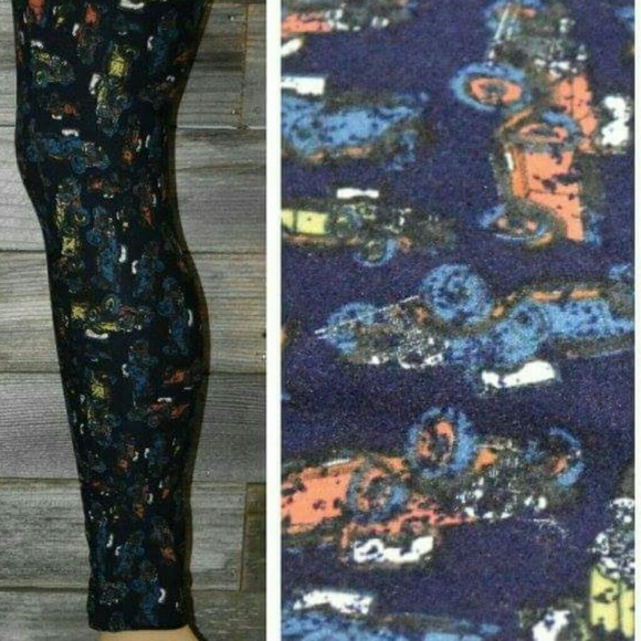 uNiCoRn LuLaRoe OS *old fashioned cars*