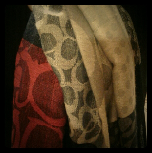 Coach scarf
