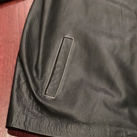 Genuine leather jacket - Picture 2 of 3