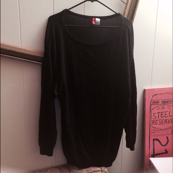 oversized black sweater