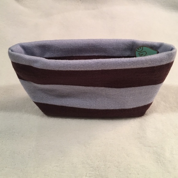 GAP ⏹ small LOVE pouch