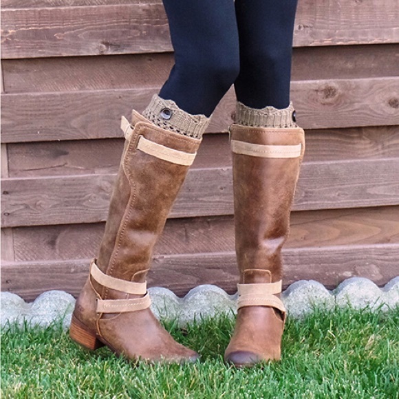 Accessories - Tan Boot Cuffs