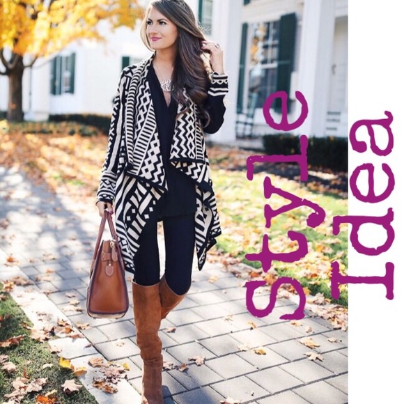 ❇️SALE❇️was $38 - Pathfinder Tribal Waterfall Vest - Picture 5 of 5