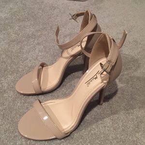 SALE! Nude Patent Heels Size 8