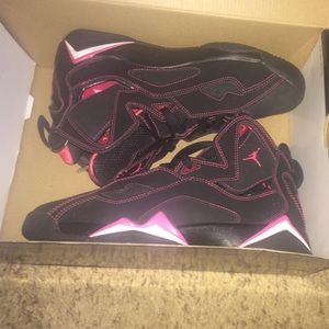 Girls Jordan True Flight