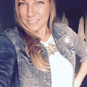 Meet your Posher, April