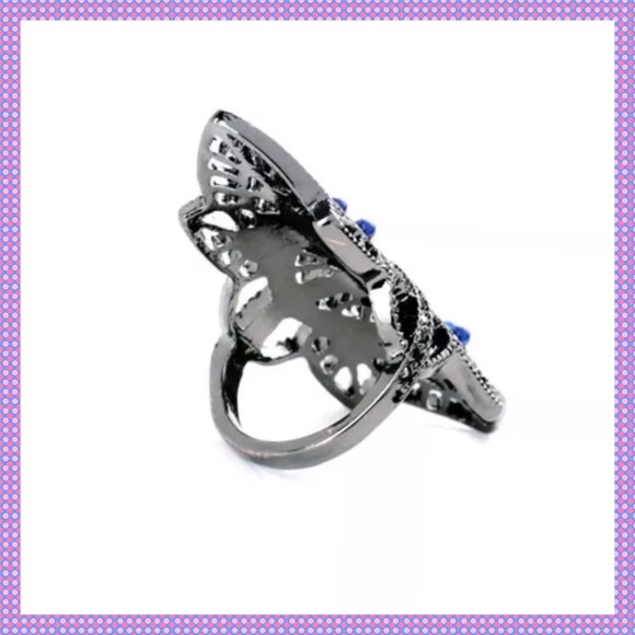 🙀Vintage Gun-Black Hollow Long Finger Ring🙀 - Picture 2 of 3