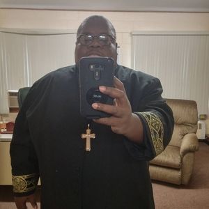 Meet your Posher, Elder kevin