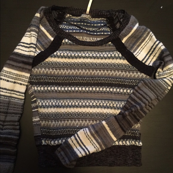 Cropped sweater