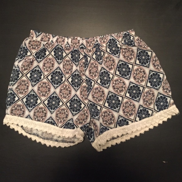 Flowy shorts