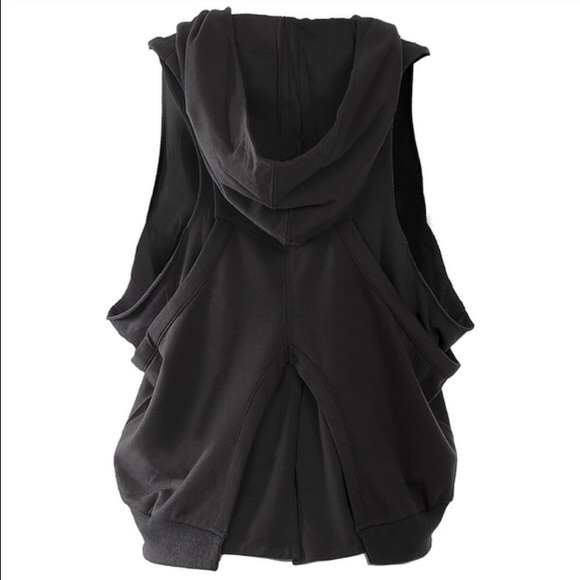 NWT hooded zip up vest black - Picture 4 of 8
