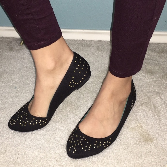 Black flats