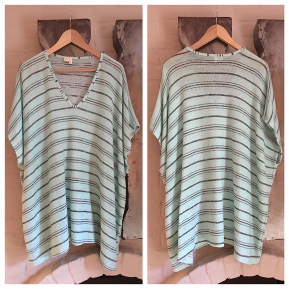 Anthropologie Oceania Tee - Picture 4 of 4