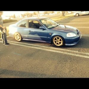 Meet your Posher, Luis