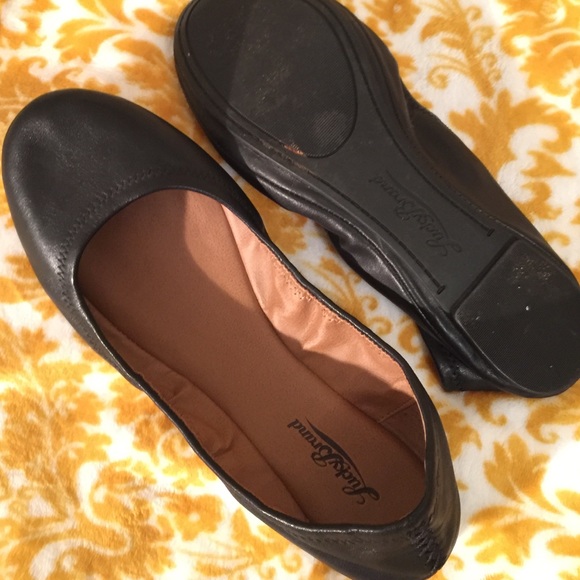 Emmie flats👡